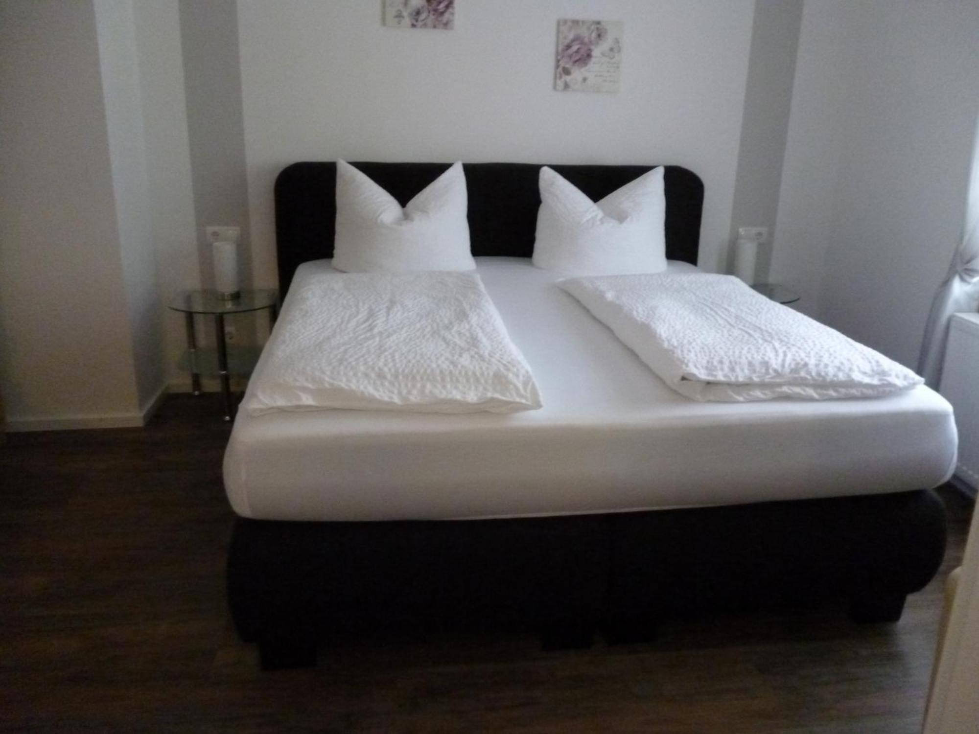 Hotel Garni Reis Treis-Karden Bagian luar foto