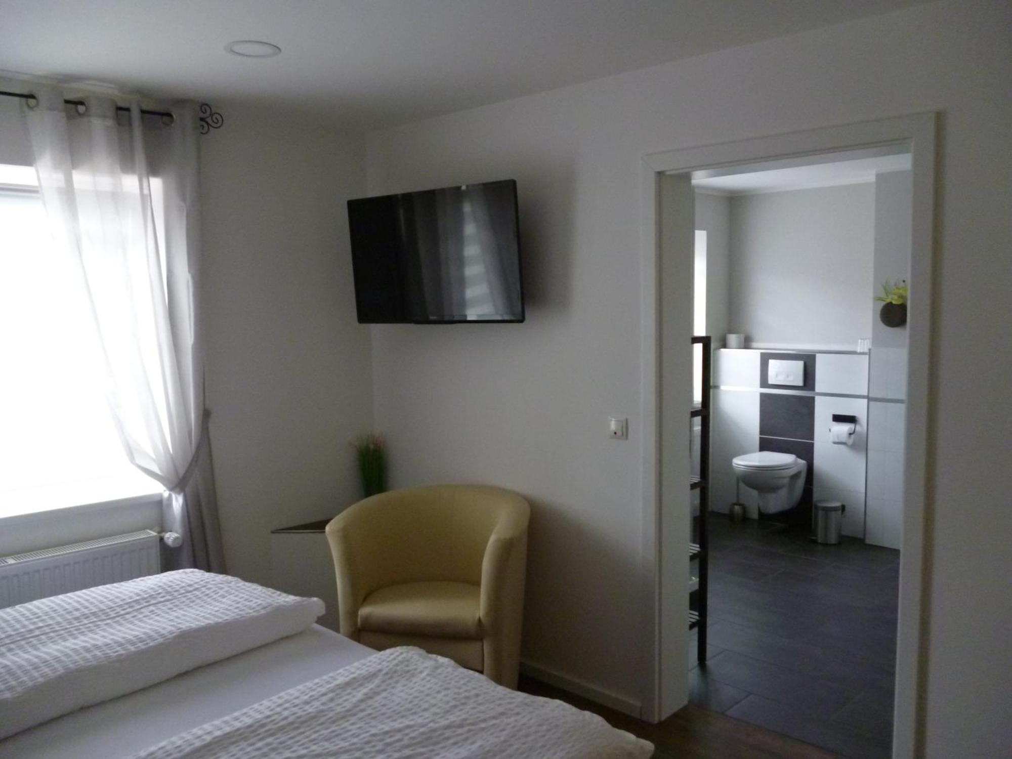 Hotel Garni Reis Treis-Karden Bagian luar foto