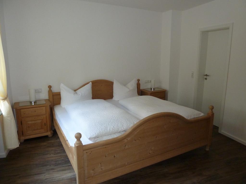 Hotel Garni Reis Treis-Karden Bagian luar foto